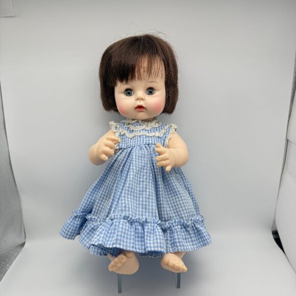 Madame Alexander Sweet Tears Doll #3627 Original Pacifier Blue Gingham Dress - Picture 2 of 12